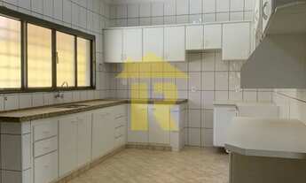 Imagem 6: Imóvel para locação em São José do Rio Preto-SP: Casa de 3 quartos, 1 suíte, 2 salas e 4 v