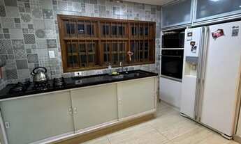 Imagem 6: Casa 3 Dormitórios com Suíte | Garagem 2 Carros