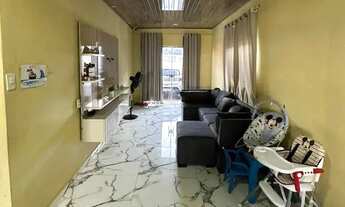 Imagem 4: \\ VENDO NA CIDADE NOVA /F.P