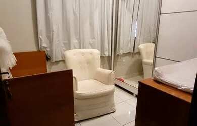 Imagem 12: Casa usada com 2 quartos no Bairro Carmelo. Garagem coberta e armários