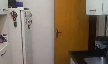 Imagem 7: Apartamento em BENFICA, Rua principal!!