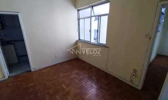 Imagem: Apartamento - Padrão / Residencial / Glória