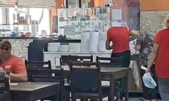 Imagem 5: Restaurante de esquina com estacionamento em Guarulhos. Ref; 2060