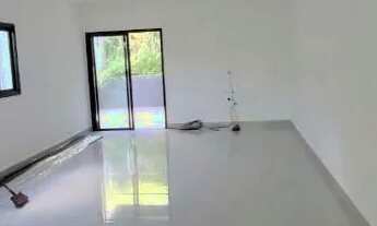 Imagem 4: Lindos sobrados com amplos dormitórios e quintal no Bairro Jardim dos Pinheiros!!