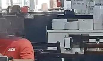 Imagem 6: Restaurante de esquina com estacionamento em Guarulhos. Ref; 2060