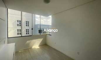 Imagem 3: Apartamento para aluguel SEMI MOBILIADO com 1 dormitório, andar alto no Bairro Centro em C