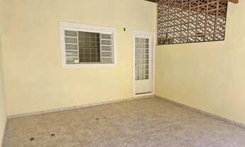 Imagem 4: Sobrado para aluguel possui 90 metros quadrados com 2 quartos