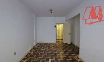 Imagem 3: No Centro, sala na Alberto Bins