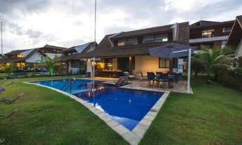 Imagem: Bangalô na primeira linha pé na areia