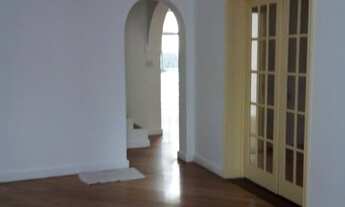 Imagem 4: Casa de vila para aluguel tem 200 metros quadrados com 4 quartos