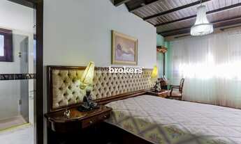 Imagem 6: REbrokers - Casa 4 Dormitórios sendo 1 Suítes, terremo amplo ZR4, Curitiba para comprar