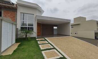 Imagem: Casa com 3 suítes à venda, 170m² no Condomínio