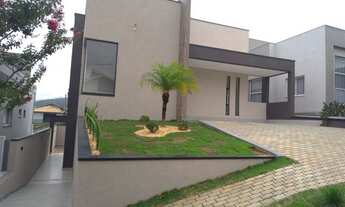 Imagem 2: Sobrado para venda com 226 metros quadrados com 3 quartos