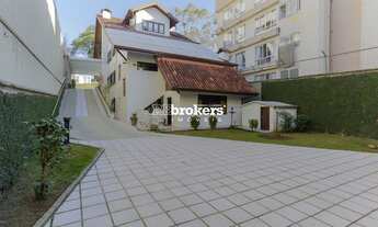 Imagem 3: REbrokers - Casa 4 Dormitórios sendo 1 Suítes, terremo amplo ZR4, Curitiba para comprar