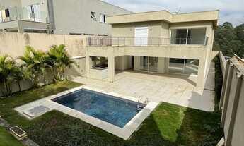 Imagem: Casa para aluguel possui 420 metros quadrados