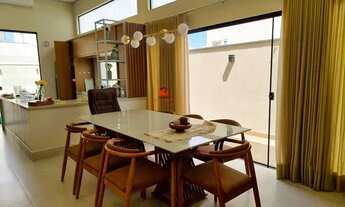 Imagem: Reserva do Parque, casa térrea mobiliada