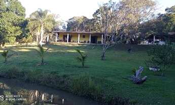 Imagem 3: Chácara para venda possui 7700 metros quadrados com 3 quartos