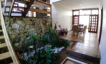 Imagem 2: Casa para venda tem 429 metros quadrados com 4 quartos em Jardim do Golf I - Jandira - São