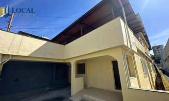 Imagem 4: Casa com 4 dormitórios para alugar, 146 m² por R$ 3.298,00/mês - Passos - Juiz de Fora/MG