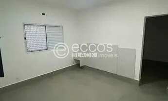 Imagem 2: Casa à venda, 3 quartos, 1 suíte, 2 vagas, PRESIDENTE ROOSEVELT - Uberlândia/MG