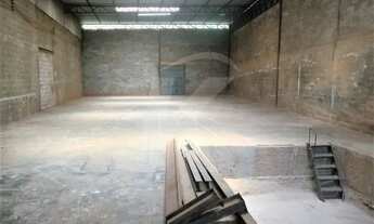 Imagem 5: Galpão Comercial com 690 m² !