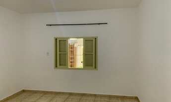 Imagem 4: Casa terrea com 02 comodos e banheiro. - 1873