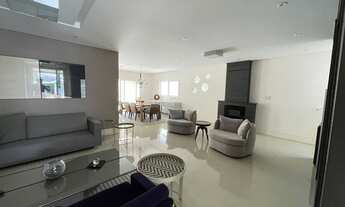 Imagem 2: MANSÃO 100% MOBILIADA com Piscina, Lareira & Área Gourmet