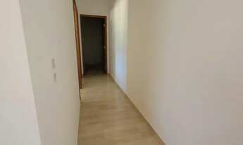 Imagem 2: Casa com amplo terreno