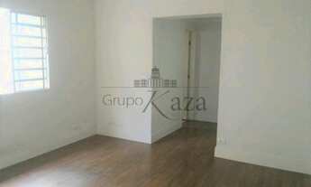 Imagem 4: Casa Comercial - Centro - 200m², ótima localização