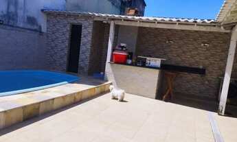 Imagem 4: Casa para venda possui 300 metros quadrados com 3 quartos em Itapuã - Salvador - Bahia