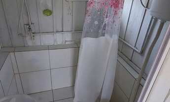 Imagem 3: Alugo casa fundos 2 quartos * LIGAR PARA