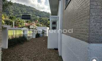 Imagem 4: Apartamento no centro com 2 dormitórios sendo 1 suíte