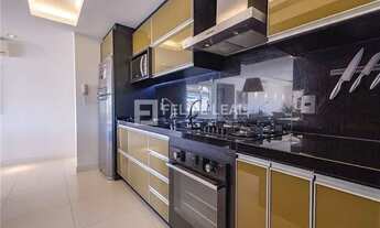 Imagem 5: Cobertura para Venda em Florianópolis, Itacorubi, 4 dormitórios, 3 suítes, 4 banheiros, 4