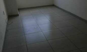 Imagem 3: No MIRAMAR. espaçoso apt 2 qts 78m2 pra locação. área de LAZER.<br>wats zap Tr.98687