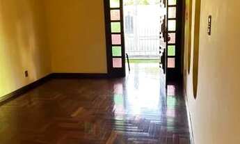 Imagem 5: Casa em Curvelo Casa com 4 dormitórios