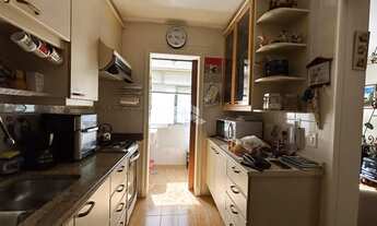 Imagem 5: Apartamento com 2 dormitórios, dependencia de empregada, elevador, garagem no Menino Deus