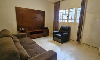 Imagem 4: Casa à Venda, com três dormitórios é muito espaço - Bairro Menezes