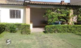 Imagem 2: Casa com 3 quartos, espaço gourmet com churrasqueira - Jardim Leopoldina