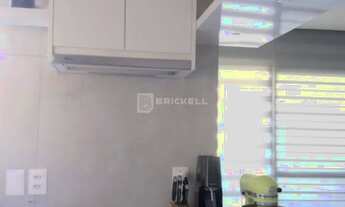 Imagem 4: Apartamento à Venda em Vila Izabel, Curitiba, 2 Quartos, 72m²