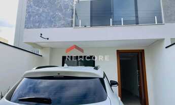 Imagem: Sobrado em Rua 414 - Morretes - Itapema/SC