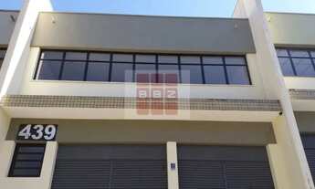 Imagem 3: Armazém Industrial de 1.000m² para Locação em Barueri-SP, no Bairro Tamboré: sua solução l