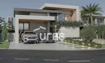 Imagem: Sobrado a venda, 4 suítes, 305m² de área