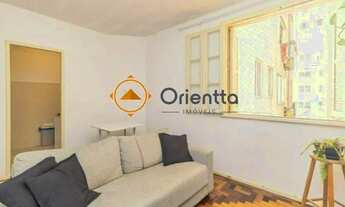 Imagem 3: Apartamento MOBILIADO com 2 quartos e 50m² para alugar em Centro Histórico, Port