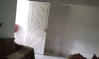 Imagem 5: Venda está casa em Parnamirim,casa com 2 quartos,sala,cozinha,banheiro e um terraço..