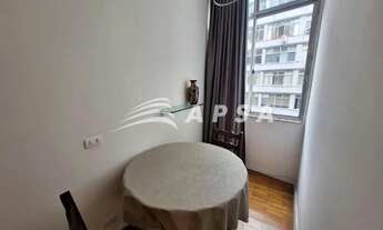 Imagem 4: NO CORAÇÃO VIBRANTE DE COPACABANA, NA ICÔNICA RUA BARATA RIBEIRO, ENCONTRA-SE UM LINDO APA