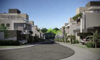 Imagem 2: Casa alto padrão com 3 suítes em Santa Felicidade