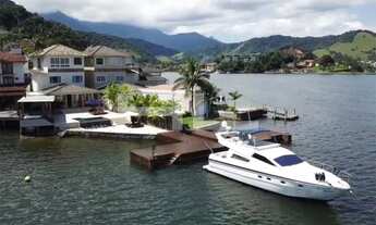 Imagem: Belíssimo triplex frente mar em condomínio