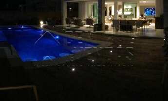 Imagem 3: Casa de condomínio para venda possui 450 metros quadrados com 5 quartos em Muro Alto - Ipo