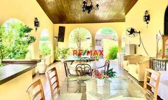 Imagem 5: Casa de esquina no Conjunto Tiradentes com um quintal maravilhoso com churrasqueira e pisc