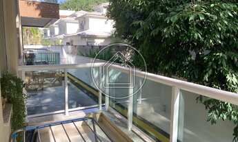 Imagem 2: Apartamento para venda possui 72 metros quadrados com 2 quartos em Itaipu - Niterói - RJ